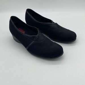 Munro American Slip On Walking Comfort Wedge Shoe Loafer Black Womens Size 7.5 M